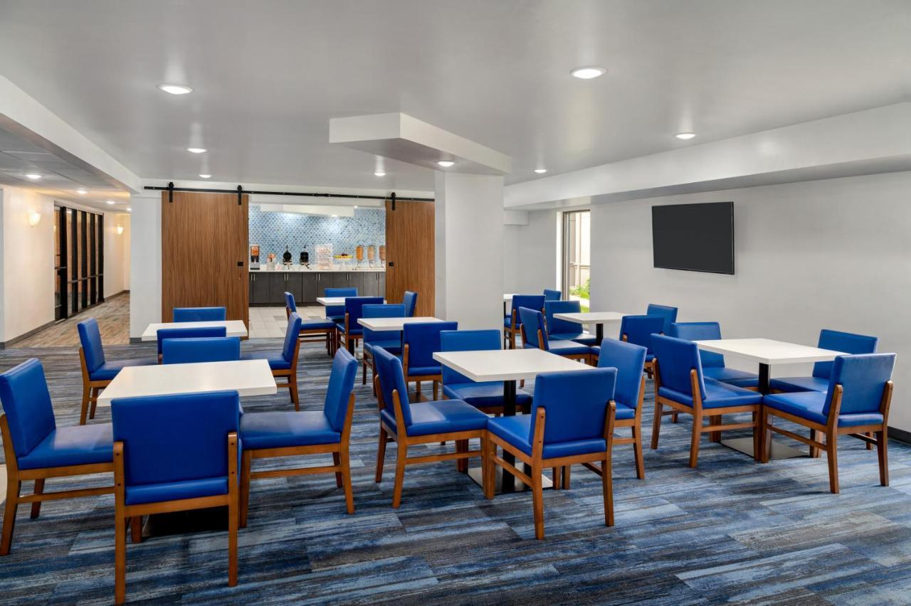 La Quinta Inn By Wyndham Columbus Airport Area Exteriör bild