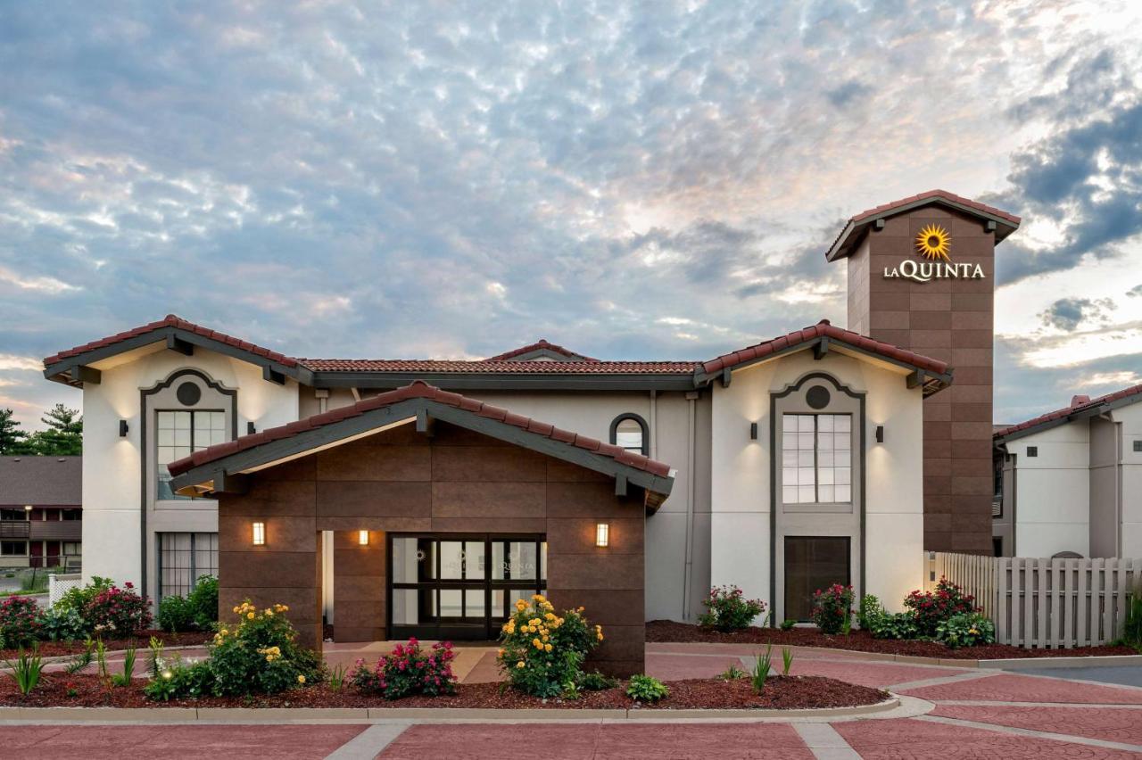 La Quinta Inn By Wyndham Columbus Airport Area Exteriör bild