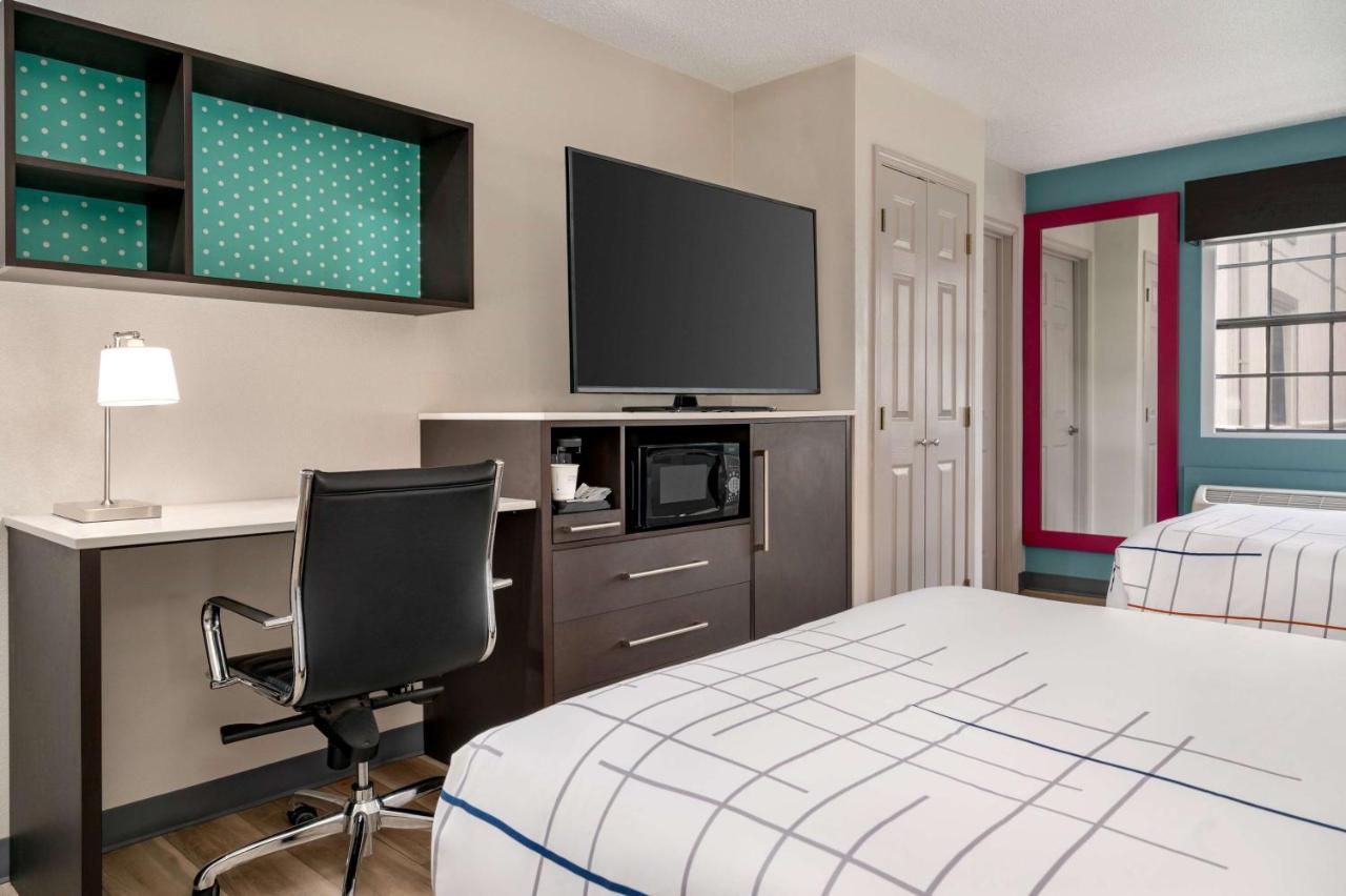 La Quinta Inn By Wyndham Columbus Airport Area Exteriör bild