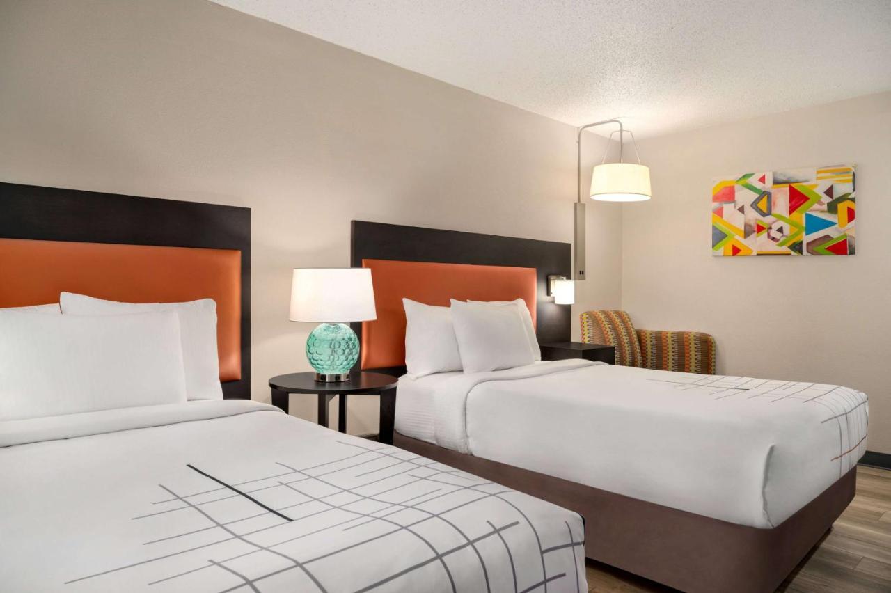 La Quinta Inn By Wyndham Columbus Airport Area Exteriör bild