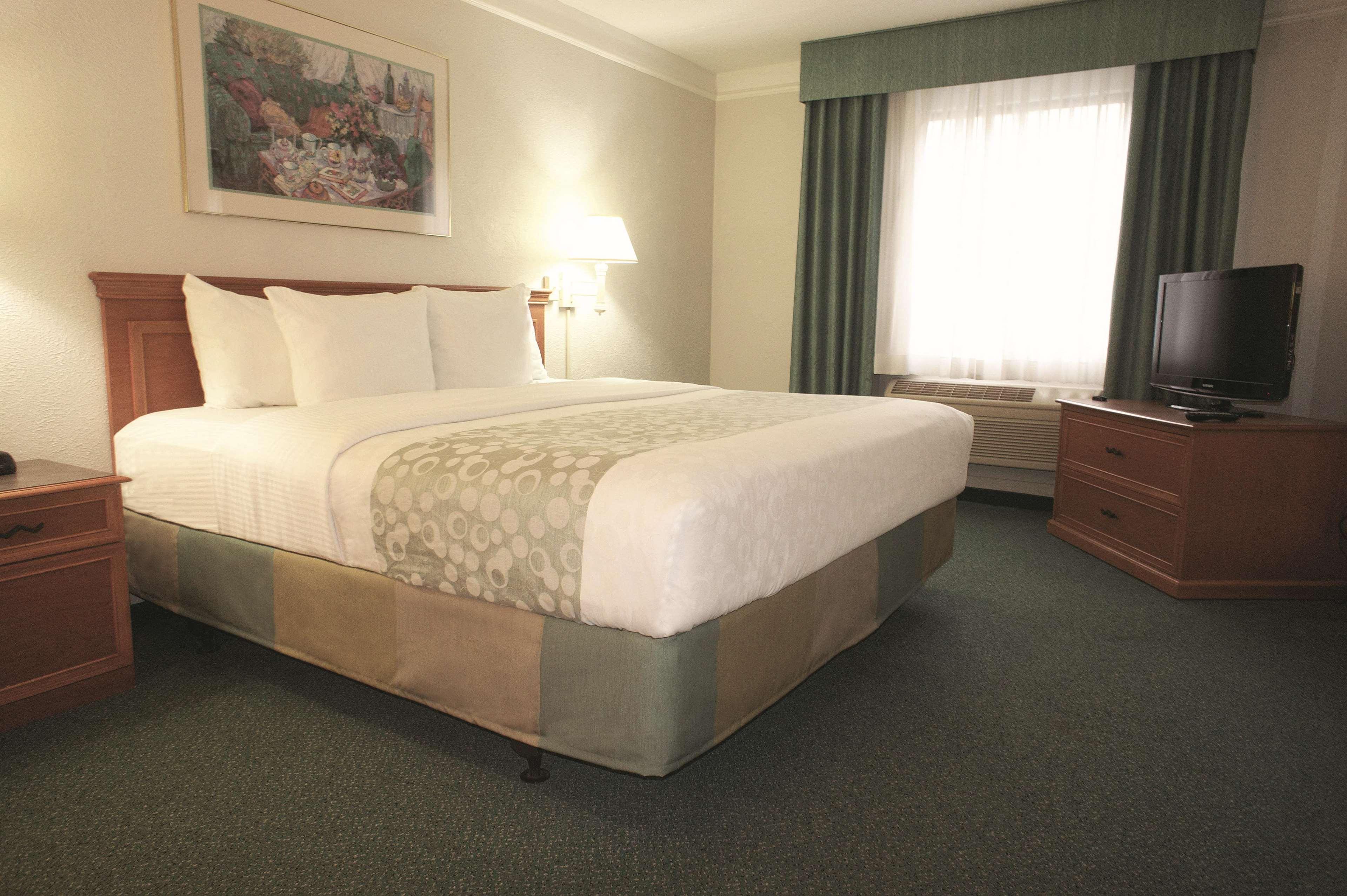 La Quinta Inn By Wyndham Columbus Airport Area Exteriör bild