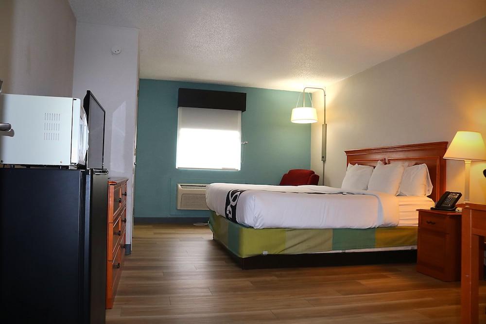 La Quinta Inn By Wyndham Columbus Airport Area Exteriör bild