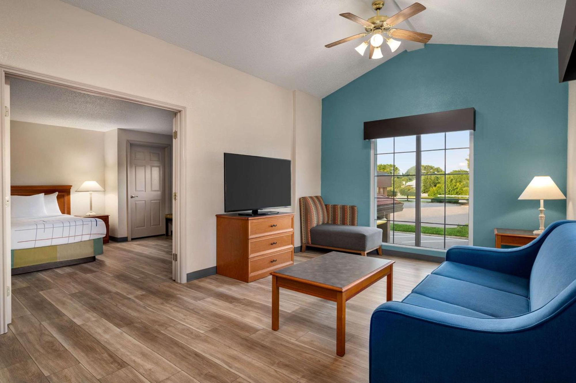 La Quinta Inn By Wyndham Columbus Airport Area Exteriör bild